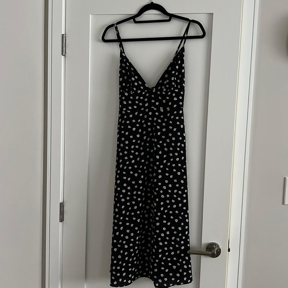 *NEW* Solai the Label - Black floral dress - M